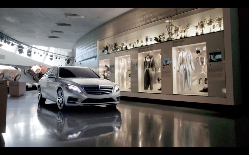 Illustration for article titled All-New Mercedes-Benz Flagship 2014 S-Class Makes Its In-Store And On-Screen Debut